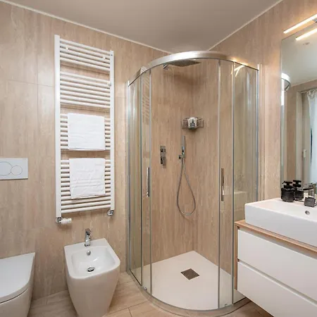 Royal Lakeview Penthouse By Aura Luxury Collection * 코모