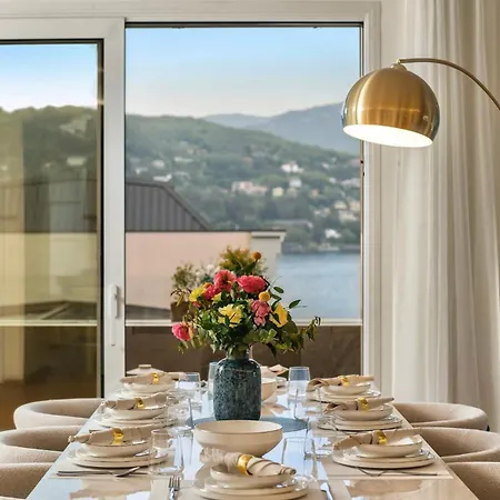 아파트 Royal Lakeview Penthouse By Aura Luxury Collection *
